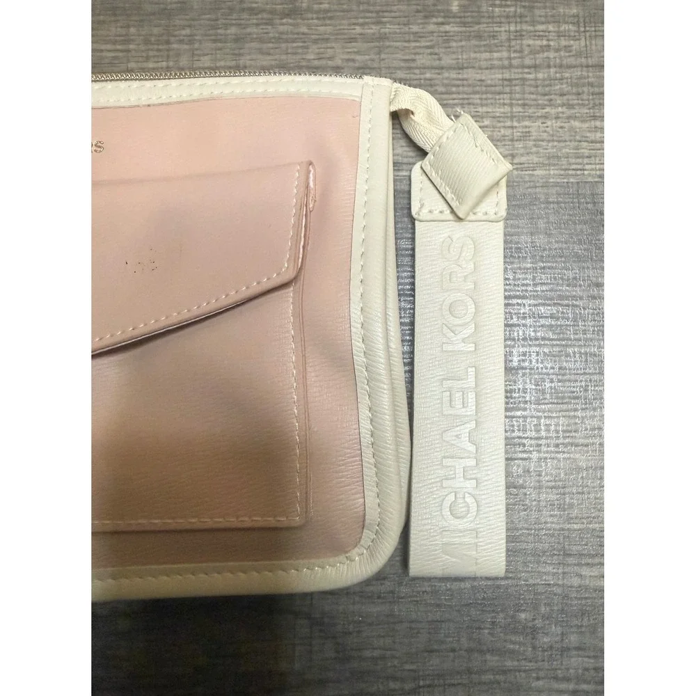Michael Kors Pink Cream Wristlet Clutch Bag Logo Strap Front Pocket Pouch - Picture 2 of 4
